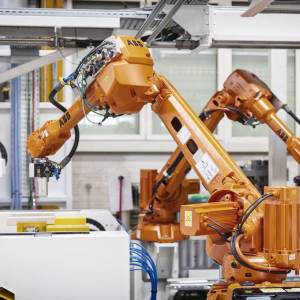 csm_hage-fertigungsline-crashbox-roboterhandling_d59bb08819_original